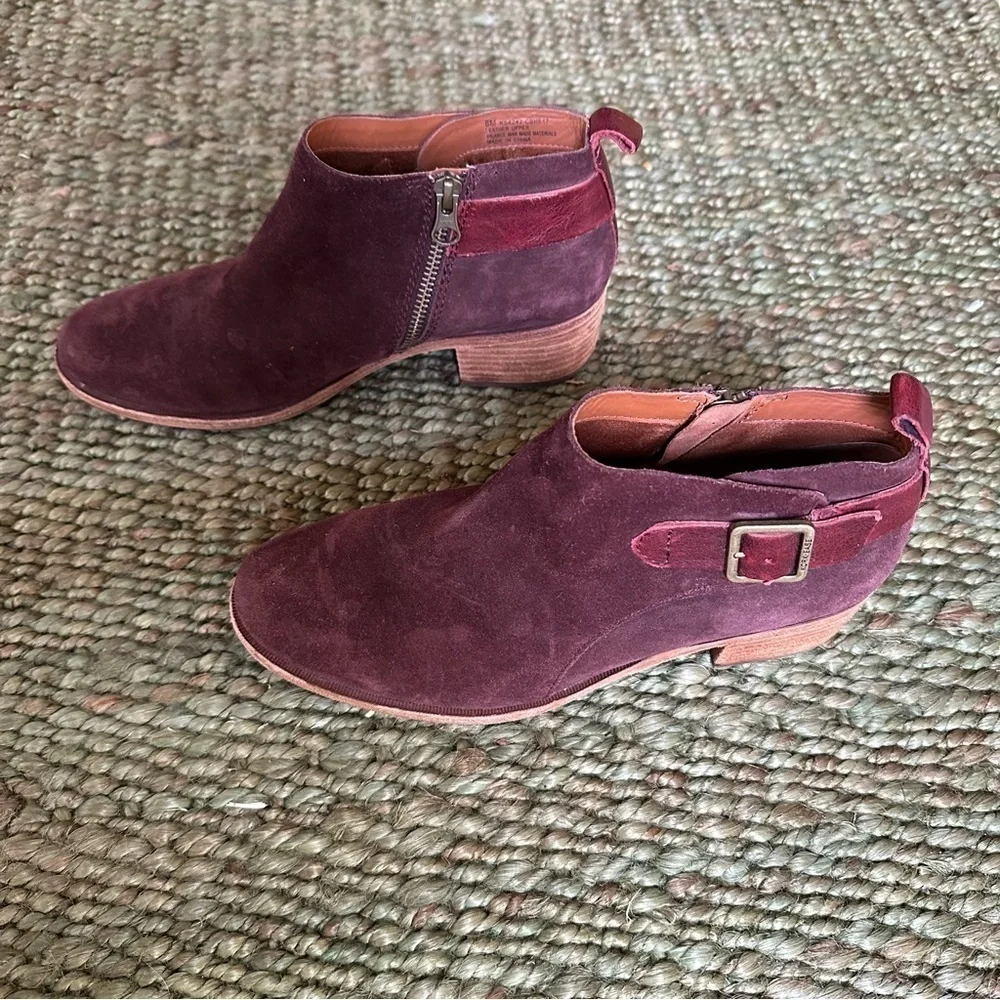 Kork-Ease Mesa Burgundy Suede Leather Ankle Boots Bootie Brass Buckle Sz 8 READ